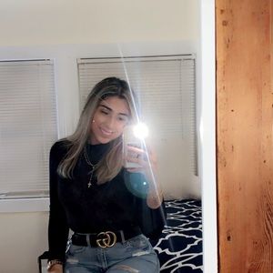 Meet your Posher, Brenda